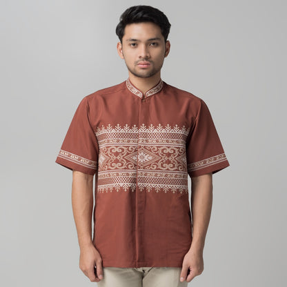 Benhill Taqwa Koko Bordir Pria Lengan Pendek Terracotta 2382-09-84-36408