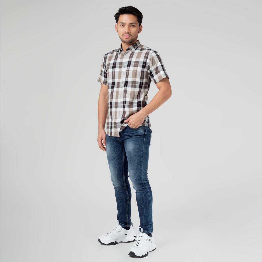 Benhill Kemeja Pria Herringbone Lengan Pendek Kotak Coklat 29427-11534