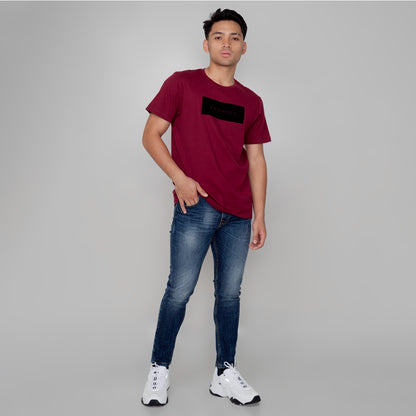 Benhill T-shirt Grafis Katun 30s Combed Lengan Pendek Maroon A12-29F68