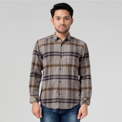 Benhill Kemeja Pria Flannel Lengan Panjang Kotak Coklat 29278-31533