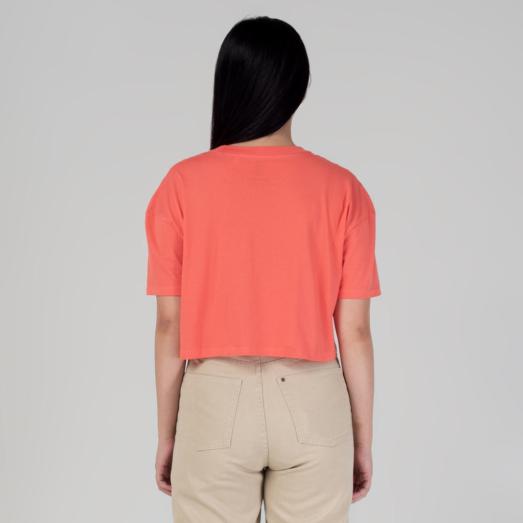 Benhill T-shirt  Crop Grafis Katun 30s Combed Lengan Pendek Pink Salmon 608-29486