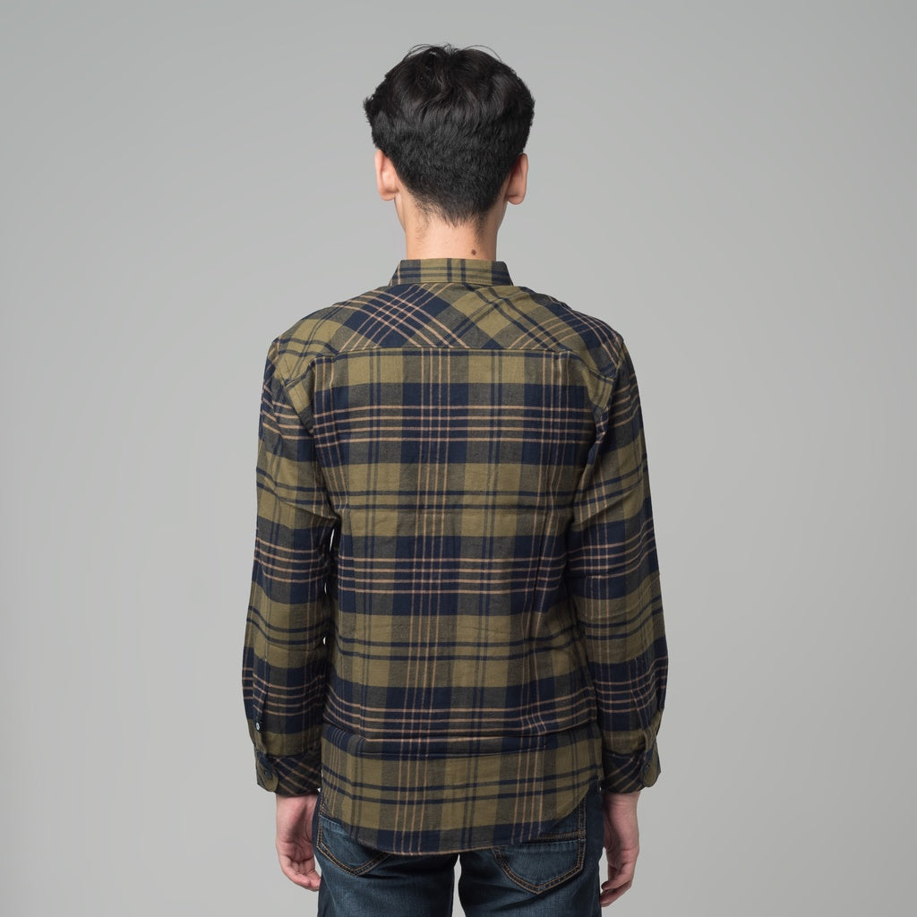 Benhill Kemeja Pria Flannel Lengan Panjang Kotak Hijau 28924-11733