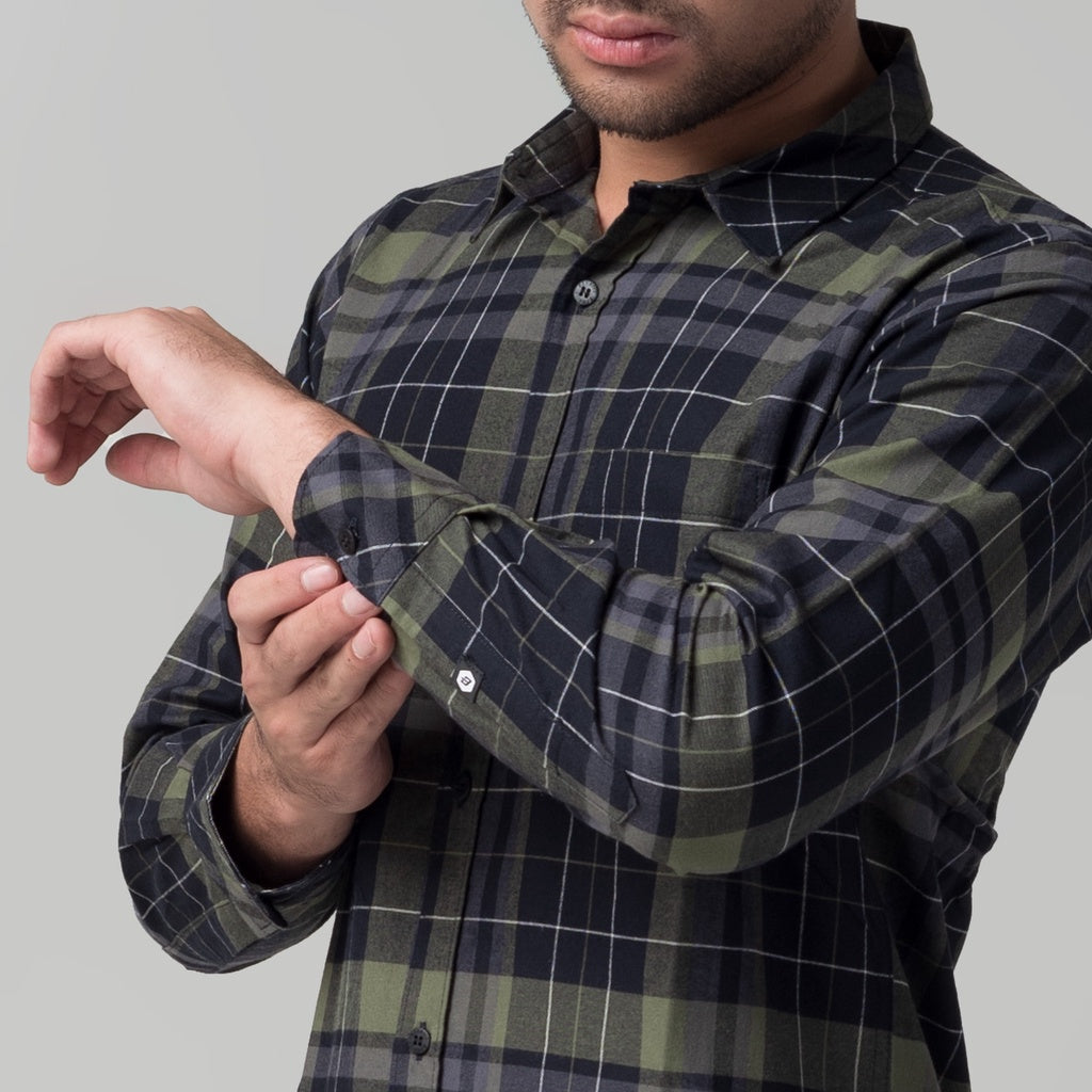 Benhill Kemeja Pria Flannel Lengan Panjang Kotak  Hijau 29288-89-31G33