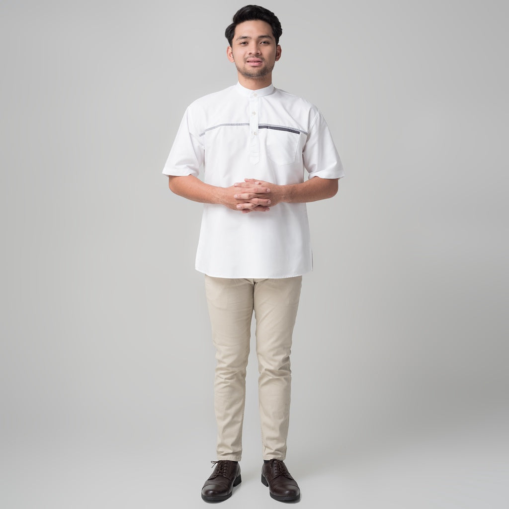 Benhill Kemeja Pria Koko Qurta Lengan Pendek Putih 29951-3211H