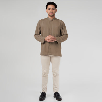 Benhill Kemeja Koko Pria "Tenun Sultan" Cotton Dobby Lengan Panjang Cocoa Brown 29922-23-36509
