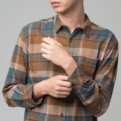 Benhill Kemeja Pria Flannel Lengan Panjang Kotak  Coklat 28931-11533