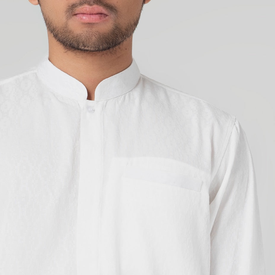 Benhill Kemeja Koko Pria "Tenun Sultan" Cotton Dobby Lengan Panjang White 29233-34-36109