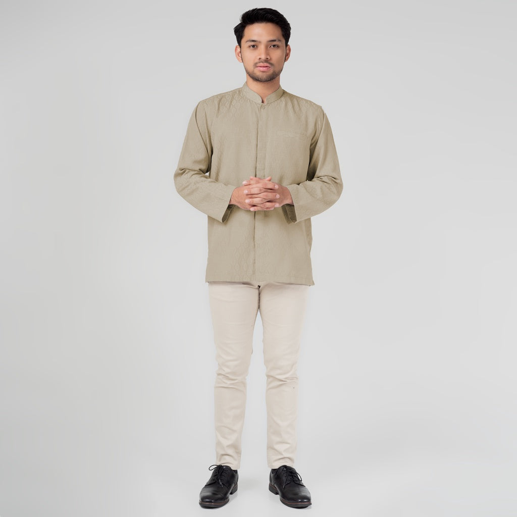 Benhill Kemeja Koko Pria "Tenun Sultan" Cotton Dobby Lengan Panjang Taupe 29237-38-36509